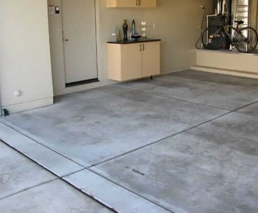 Before garage floor coating services is done in Tucson